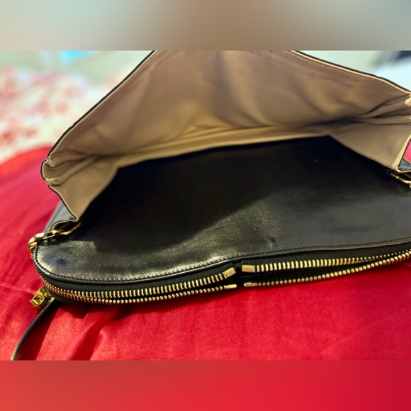 Black Lucy Leather Shoulder Bag - Picture 7 of 10